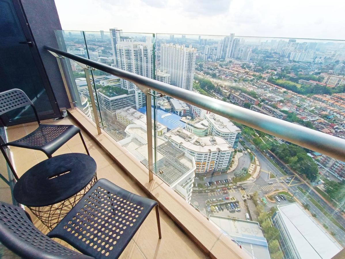 Netflix # Sky Suite Near Jaya One By Salaam Suites, 2 Pax Petaling Jaya Εξωτερικό φωτογραφία
